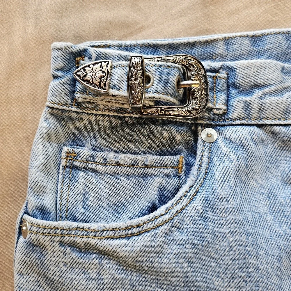 Blanknyc Womens The Bleeker Buckle High Waist Slim Fit Jeans Cotton Pockets 27‎ - Picture 2 of 16